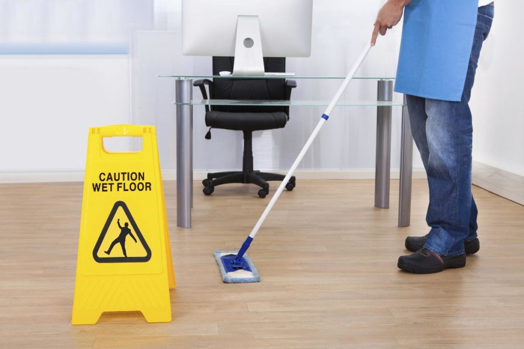 Commercial cleaning services in Abu Dhabi